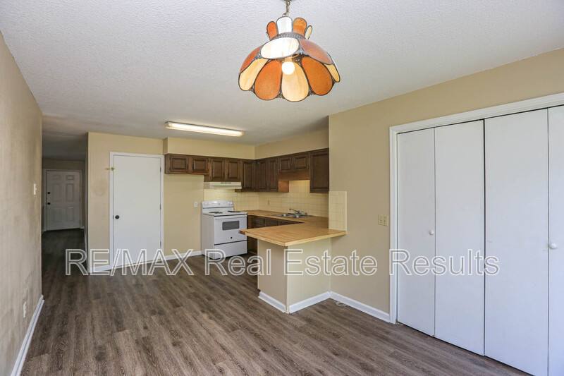 Apartment for rent at 815 S 28th St, Rogers, AR 72758