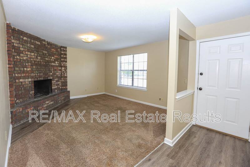 Apartment for rent at 815 S 28th St, Rogers, AR 72758