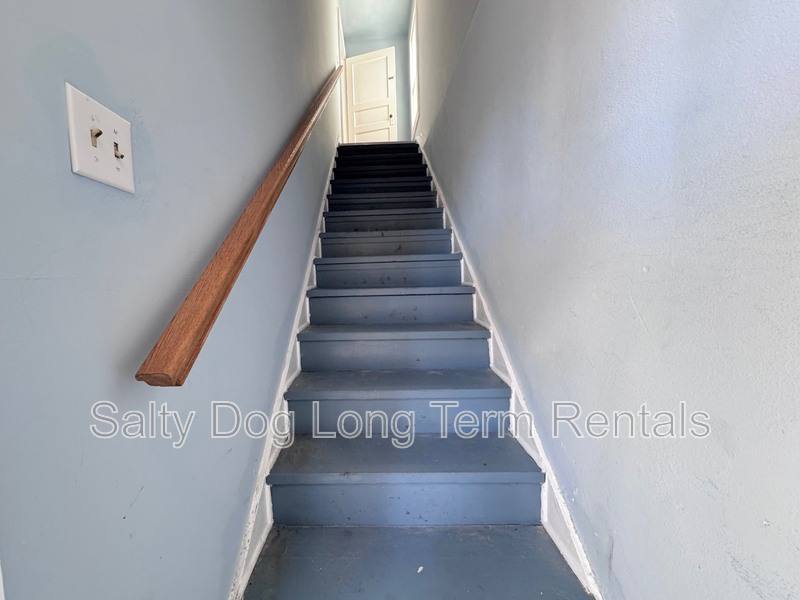 Apartment for rent at 438 N Grandview Ave, Daytona Beach, FL 32118