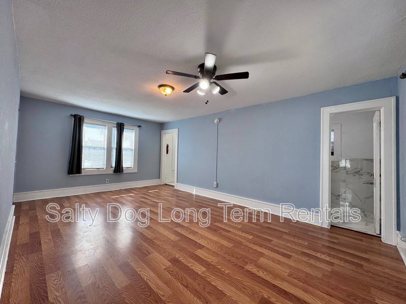 Apartment for rent at 438 N Grandview Ave, Daytona Beach, FL 32118
