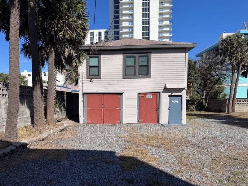 Apartment for rent at 438 N Grandview Ave, Daytona Beach, FL 32118