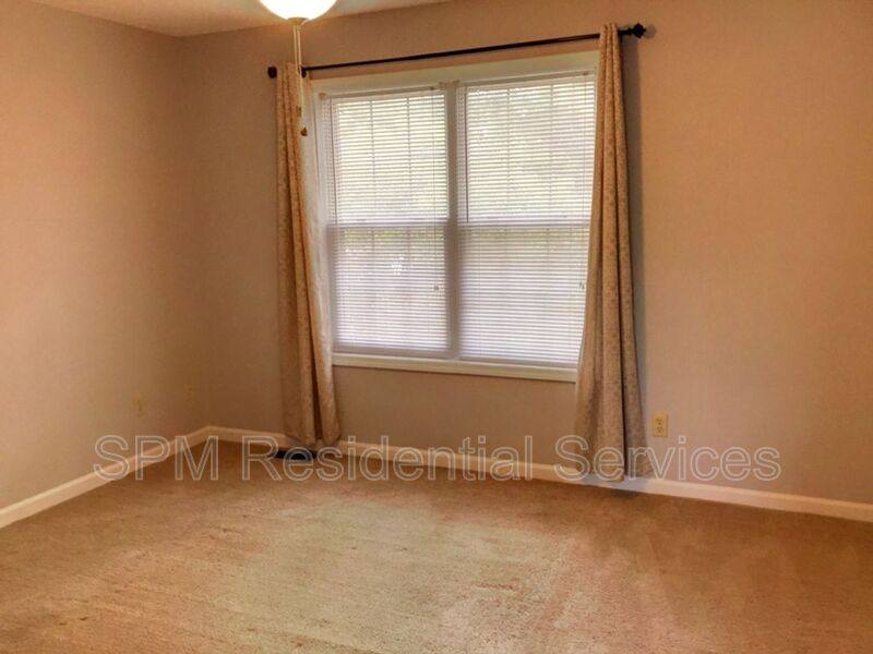 Townhouse for rent at 5116 Lampost Circle, Wilmington, NC 28403