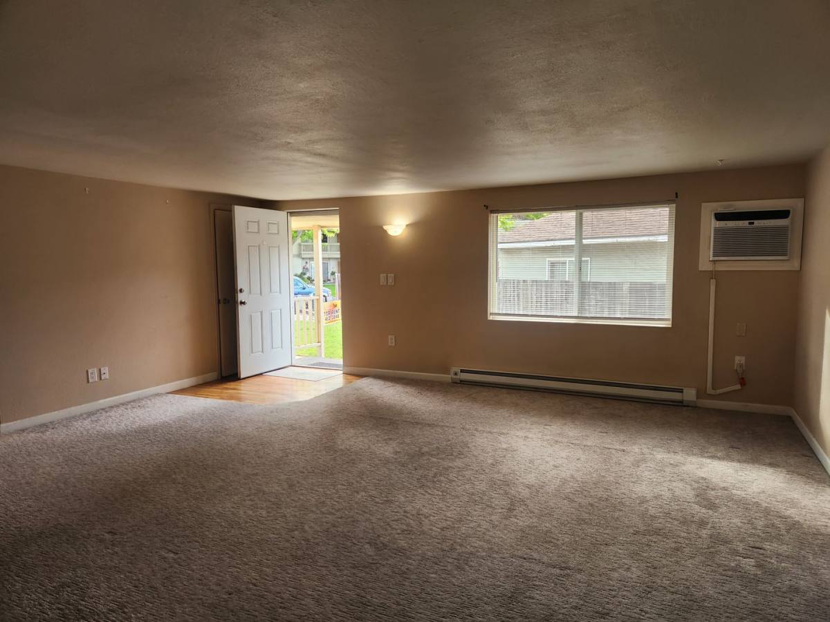 Apartment for rent at 509 511 S, Selah, WA 98942