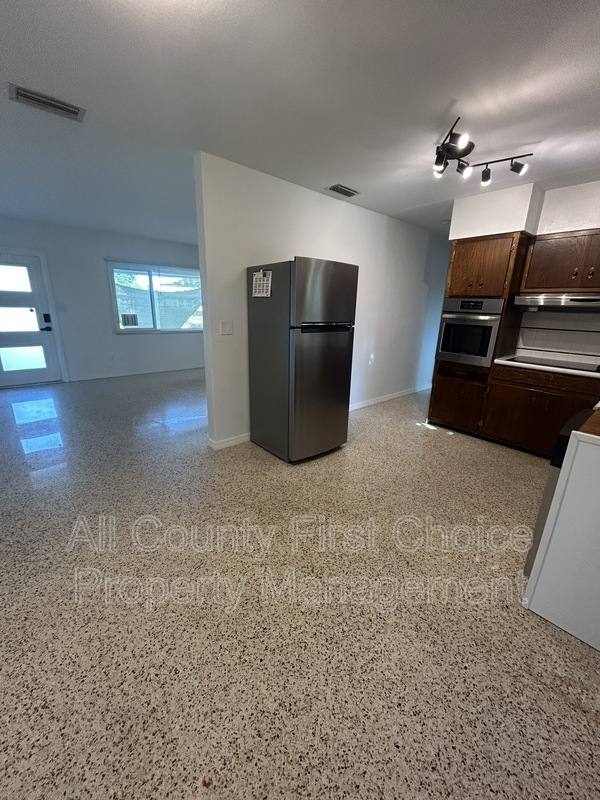 House for rent at 2819 53rd St N, Saint Petersburg, FL 33710