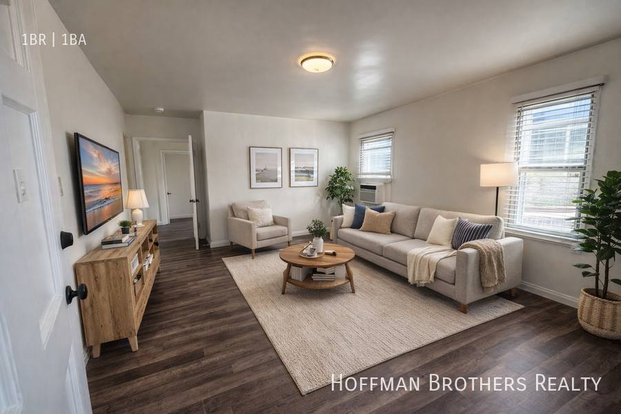 Apartment for rent at 14161 Friar St #1, Van Nuys, CA 91401