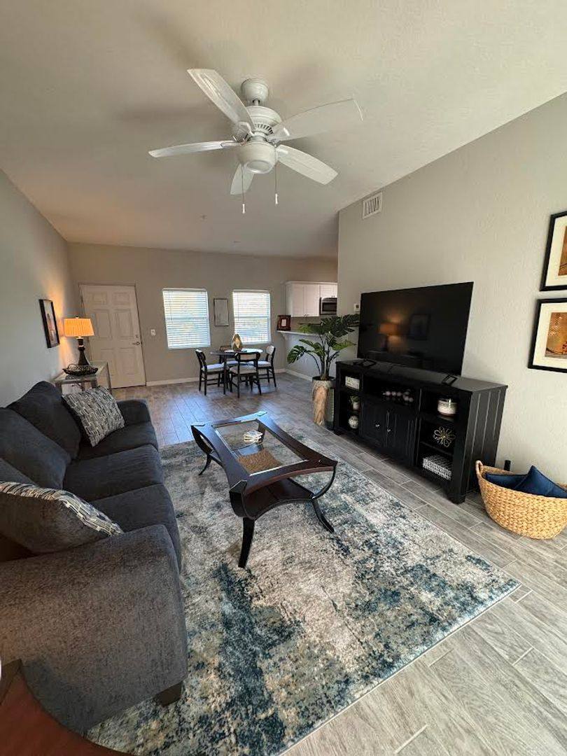 Apartment for rent at 301 W Henry St, Punta Gorda, FL 33950