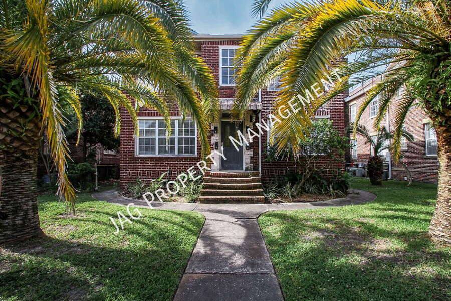 Apartment for rent at 2892 College St 2892-2, Jacksonville, FL 32205