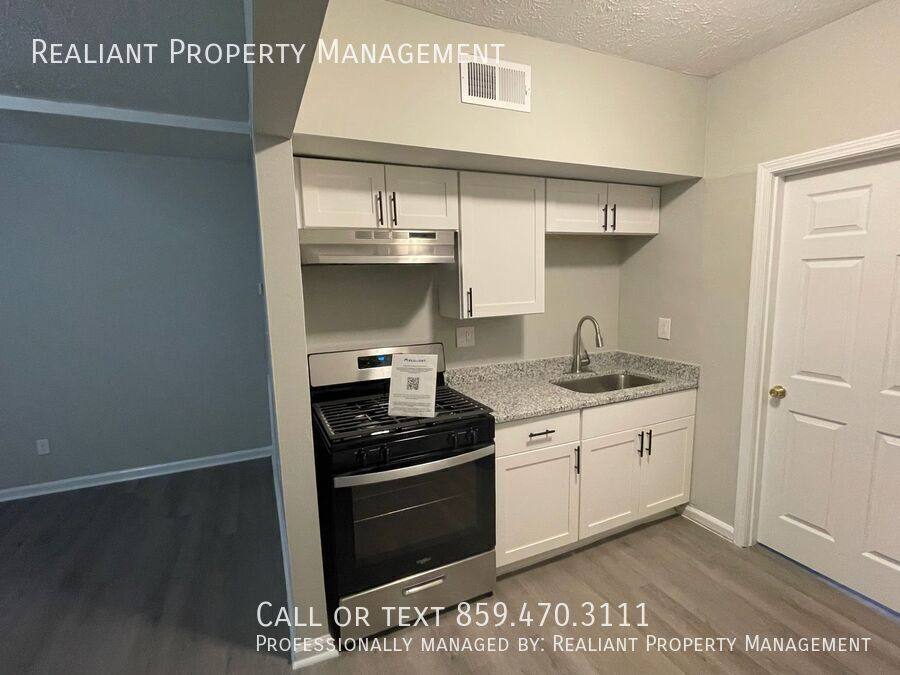 Apartment for rent at 208 Lakeshore Dr #19, Lexington, KY 40502