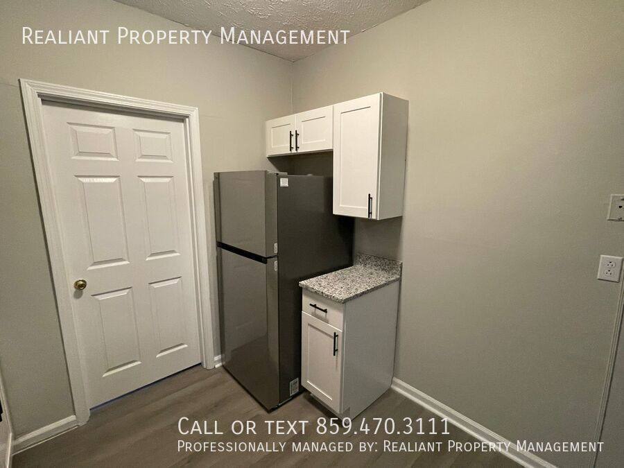 Apartment for rent at 208 Lakeshore Dr #19, Lexington, KY 40502
