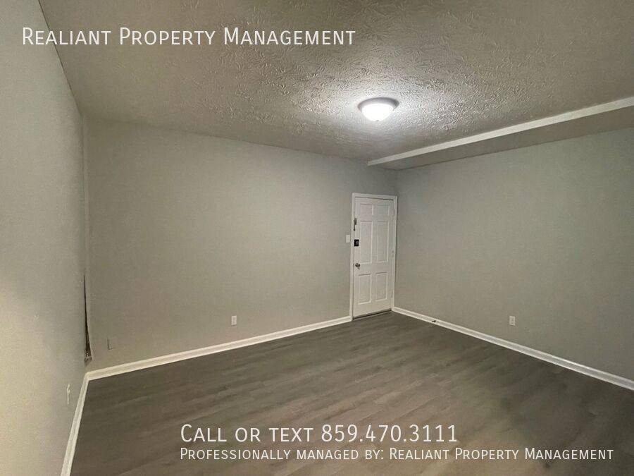 Apartment for rent at 208 Lakeshore Dr #19, Lexington, KY 40502