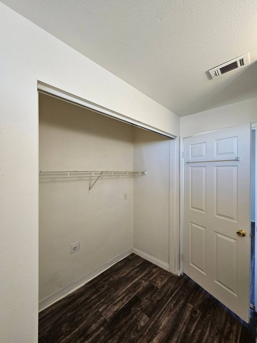 Townhouse for rent at 21411 Hacienda Blvd, California City, CA 93505