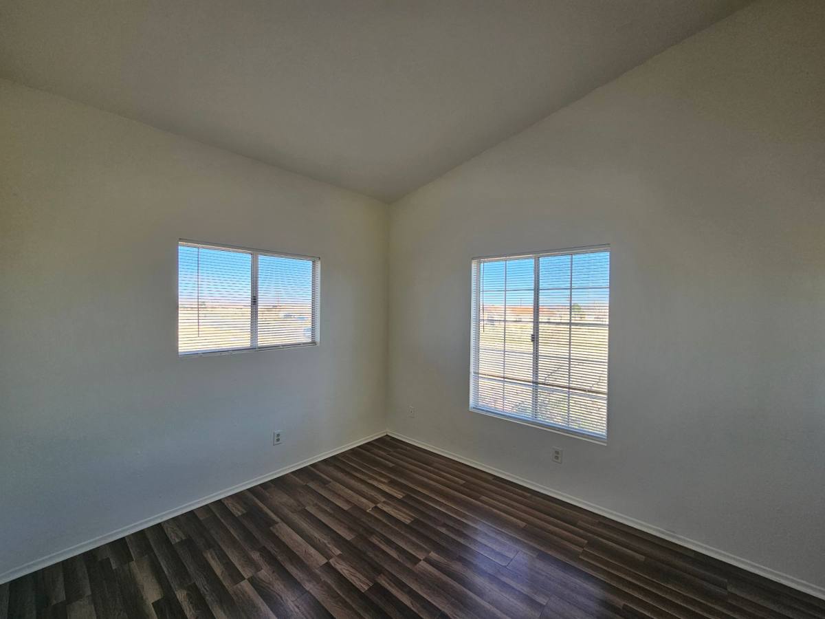 Townhouse for rent at 21411 Hacienda Blvd, California City, CA 93505