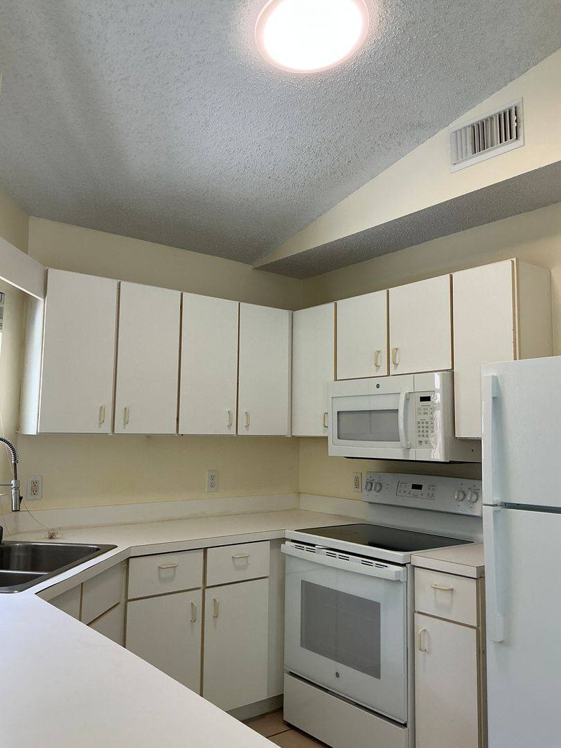 House for rent at 2820 Stoneway Lane #C, Fort Pierce, FL 34982