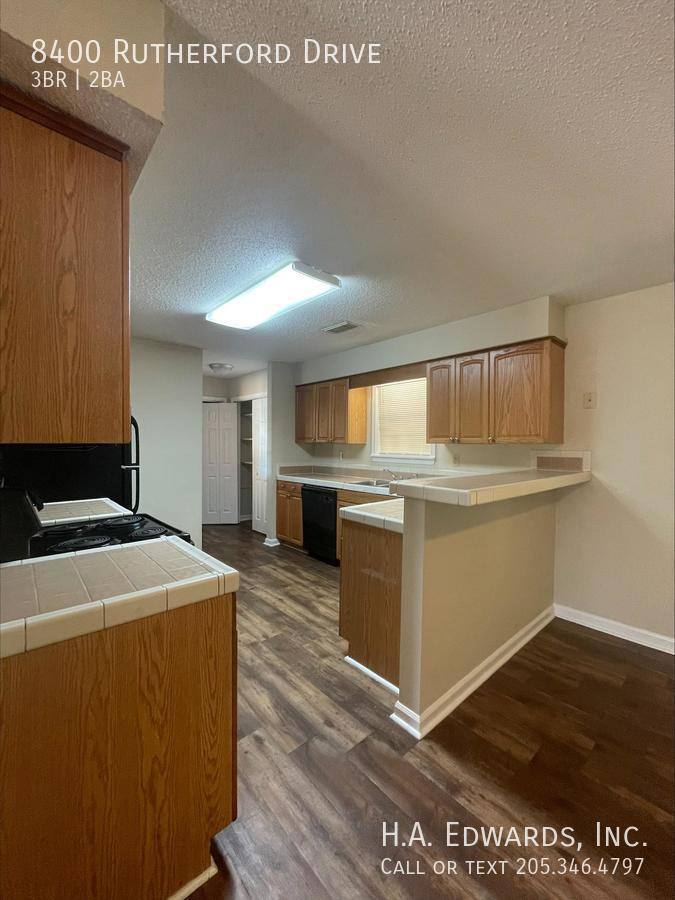 House for rent at 8400 Rutherford Dr, Duncanville, AL 35456