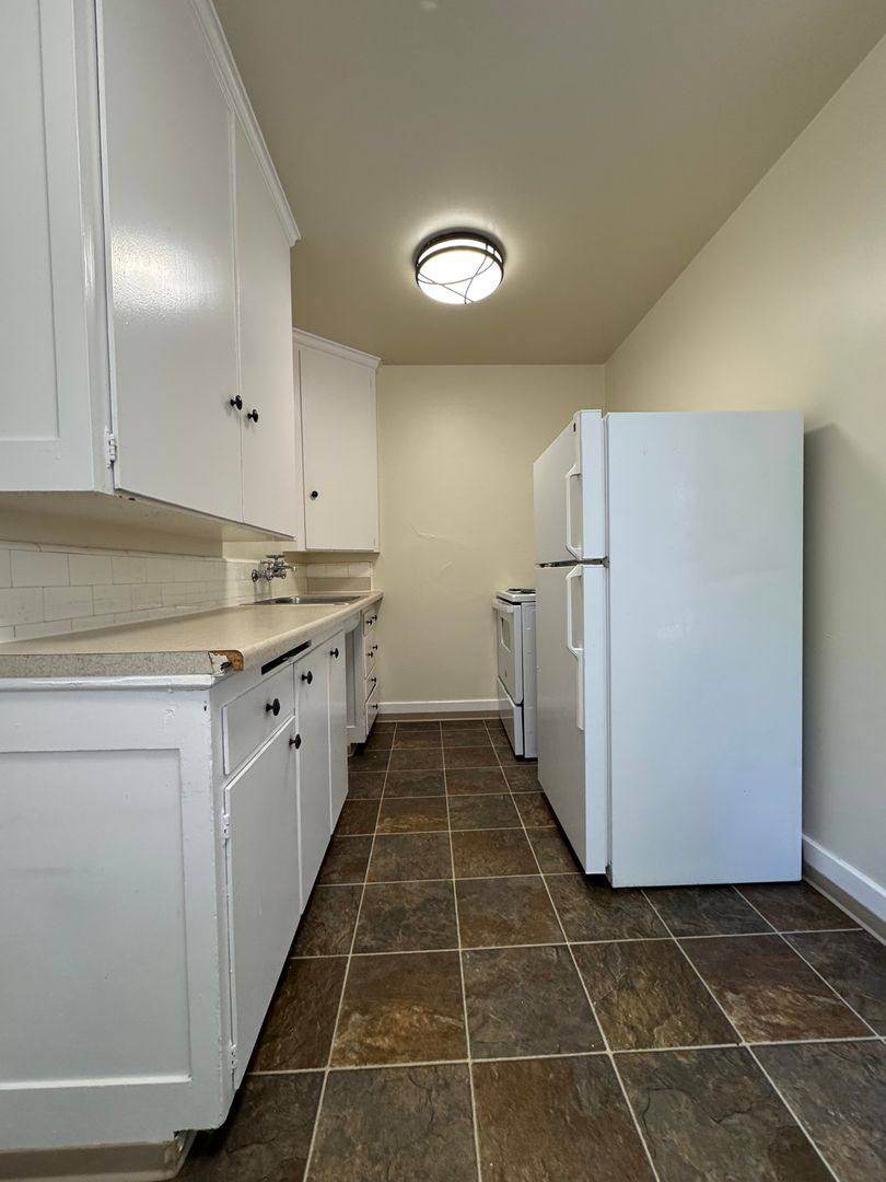Apartment for rent at 531 Malden Ave E, Seattle, WA 98112