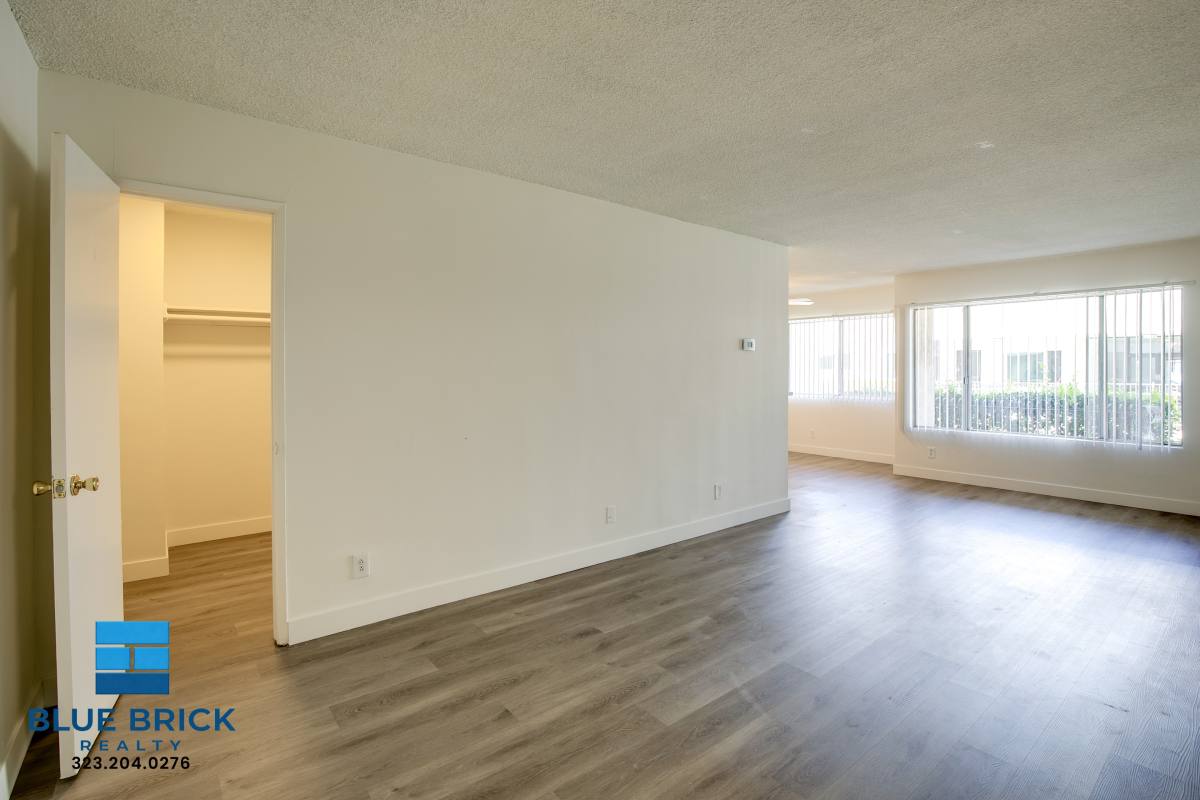 Apartment for rent at 17834 Burbank Blvd #101, Encino, CA 91316