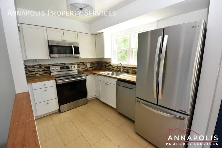 House for rent at 757 Warren Dr, Annapolis, MD 21403
