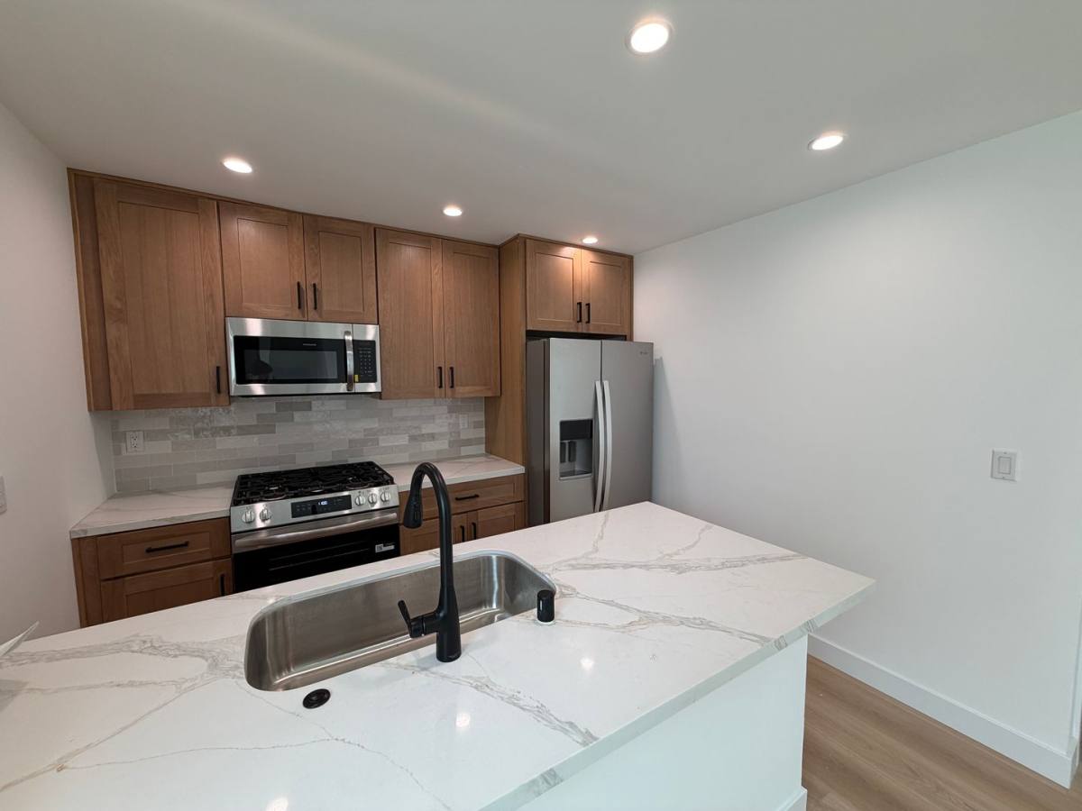 Townhouse for rent at 5270 Tipton St, San Diego, CA 92115