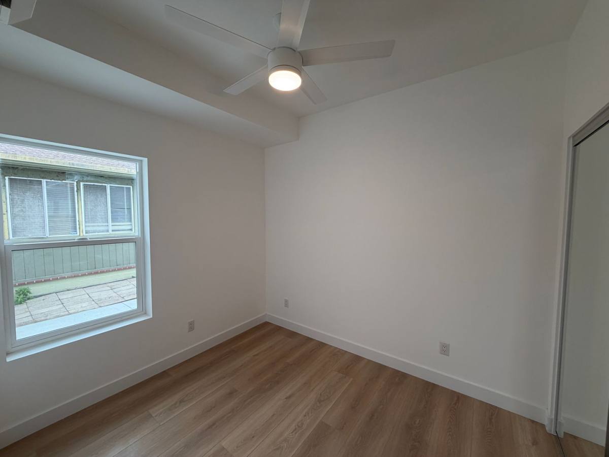 Townhouse for rent at 5270 Tipton St, San Diego, CA 92115