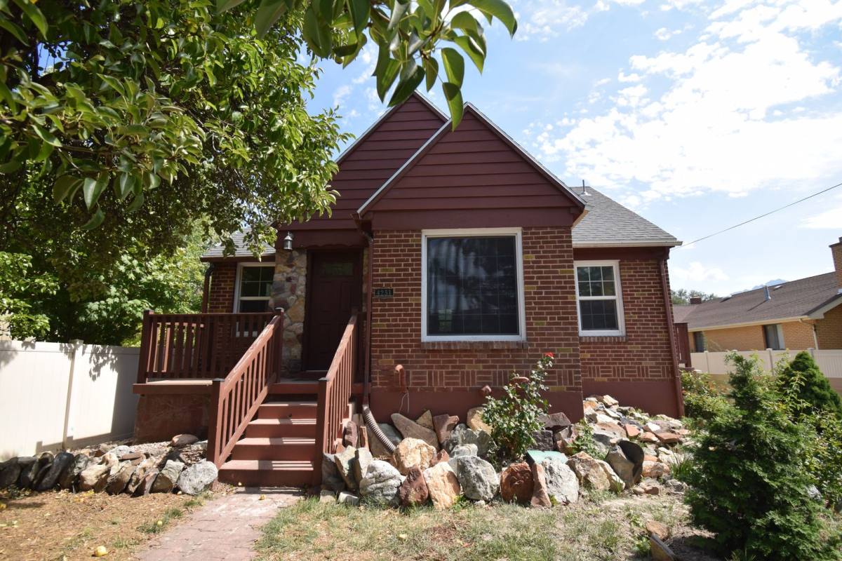 House for rent at 4251 S 900 E, Salt Lake City, UT 84124