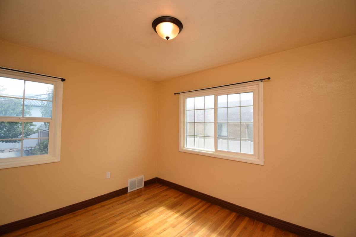 House for rent at 4251 S 900 E, Salt Lake City, UT 84124
