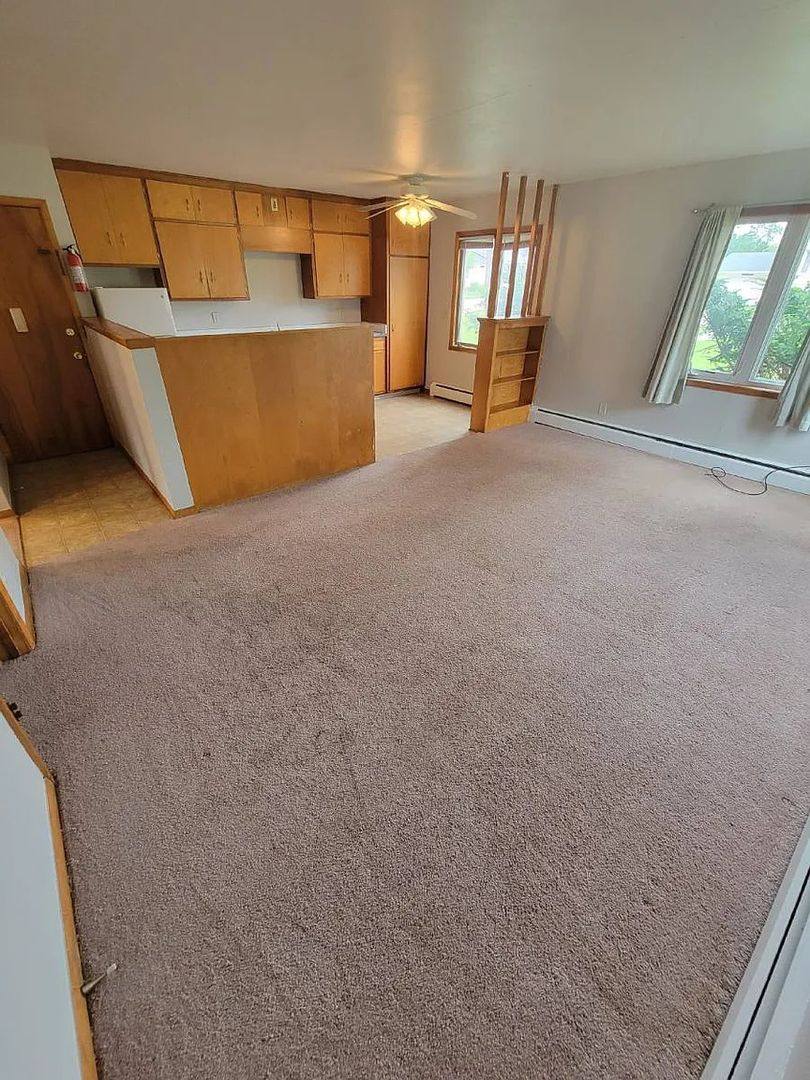 Apartment for rent at 335 E Elder St, Dike, IA 50624