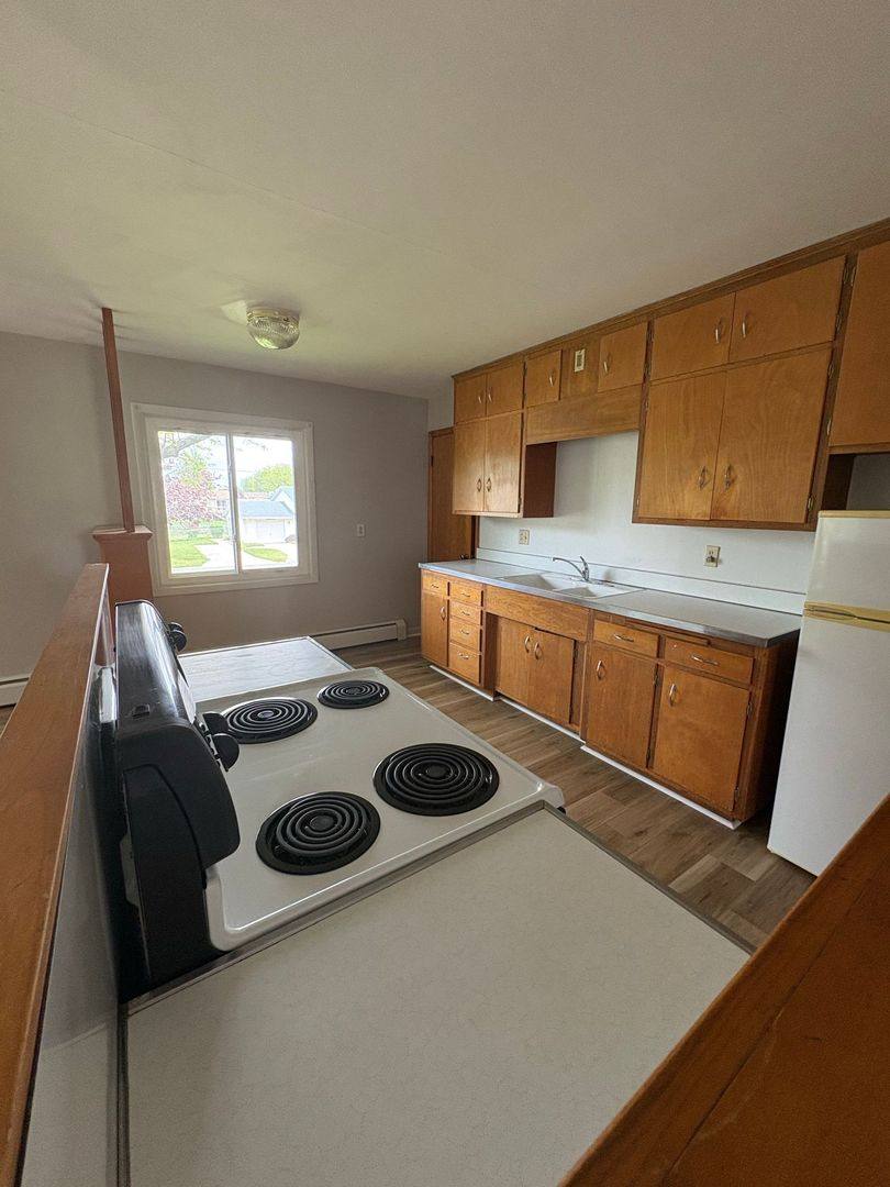 Apartment for rent at 335 E Elder St, Dike, IA 50624