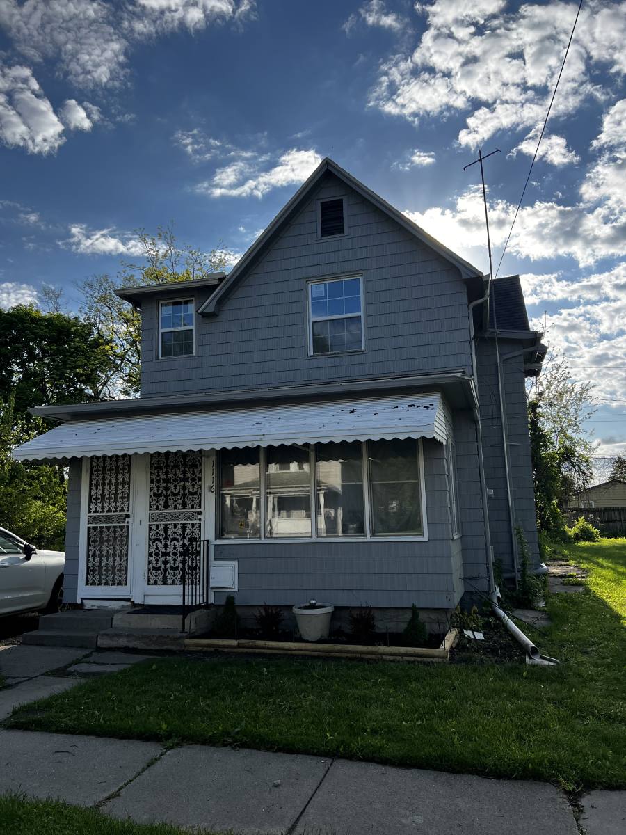 House for rent at 1116 Woodstock Ave, Toledo, OH 43607