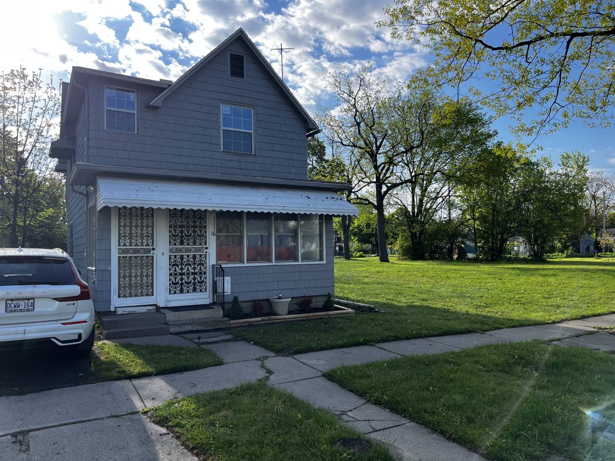 House for rent at 1116 Woodstock Ave, Toledo, OH 43607