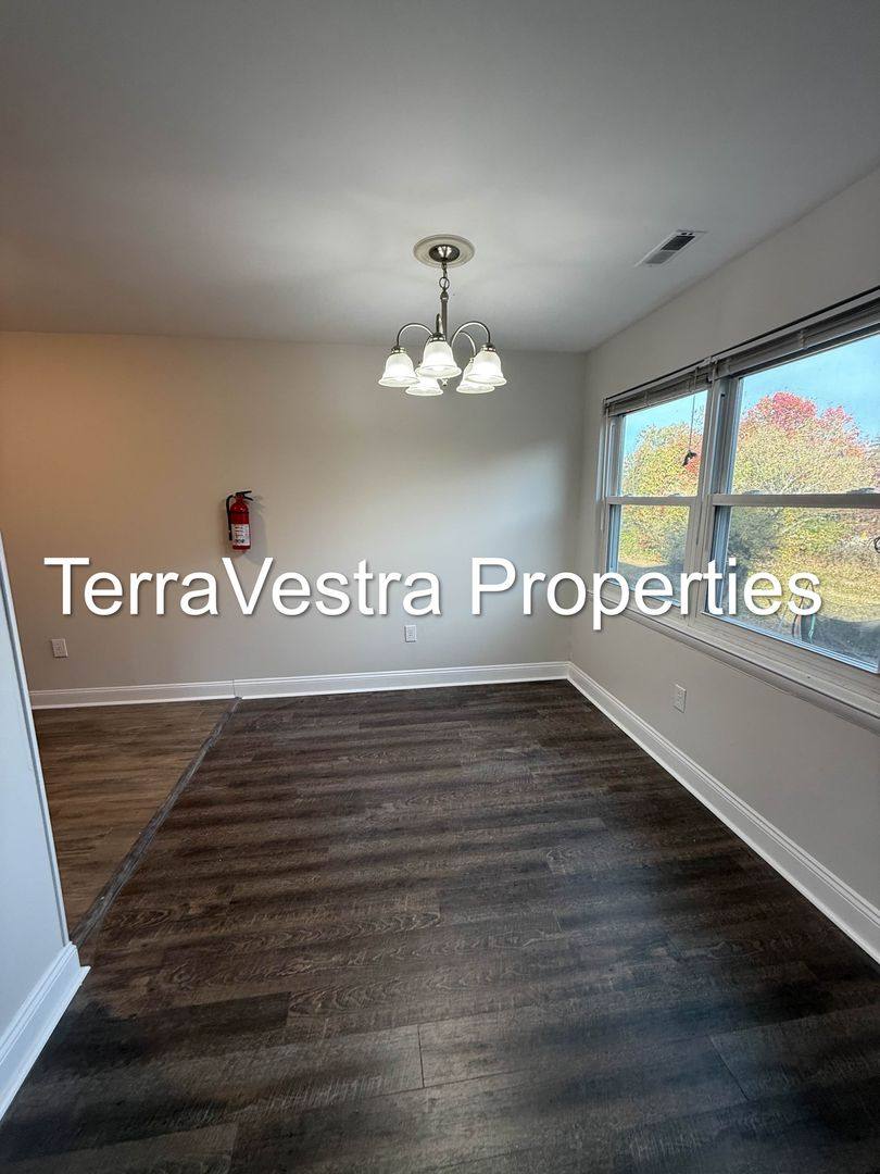 Apartment for rent at 162 Willow Turn, Mount Laurel, NJ 08054