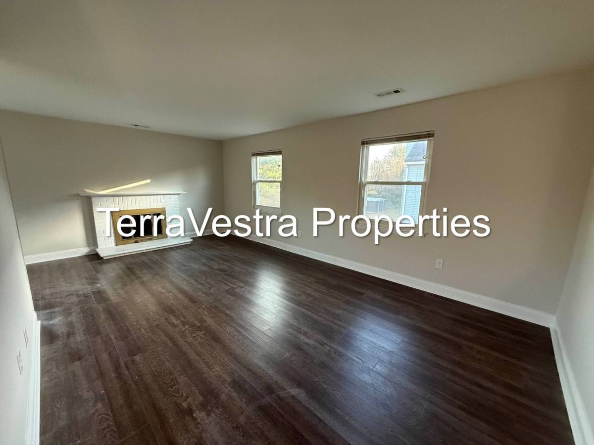 Apartment for rent at 162 Willow Turn, Mount Laurel, NJ 08054
