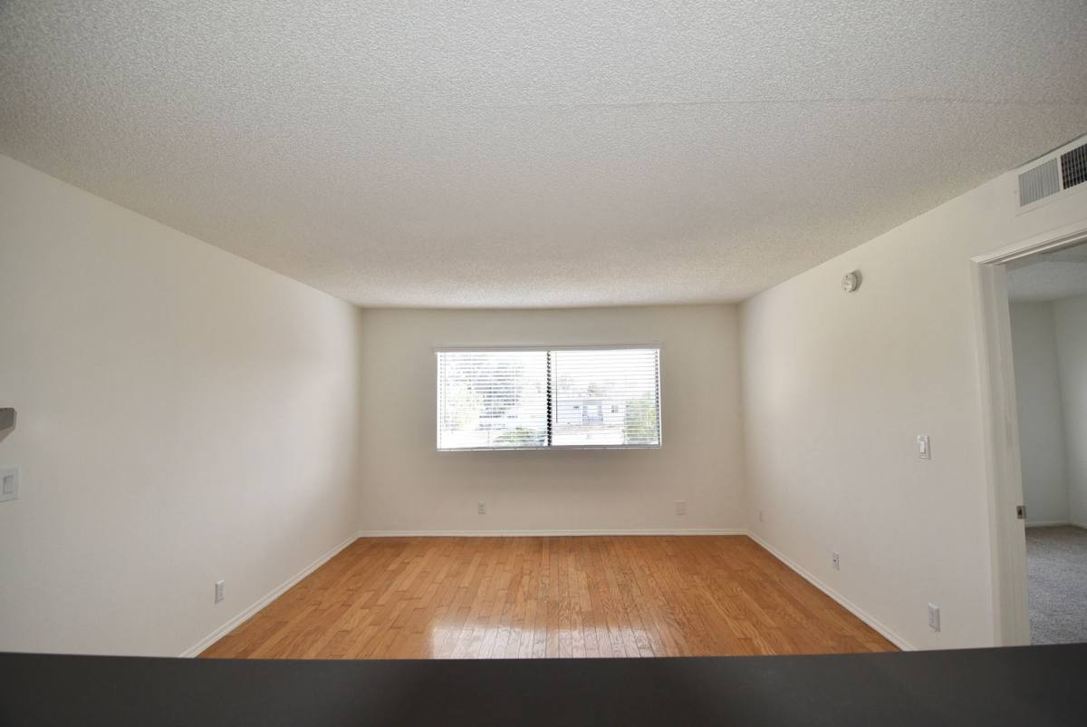 Apartment for rent at 12249 Oxnard St, North Hollywood, CA 91606