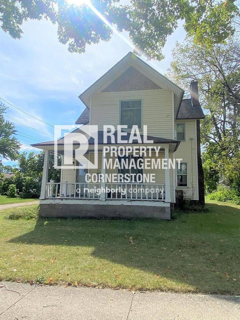 Apartment for rent at 709 W Willard St, Kalamazoo, MI 49007