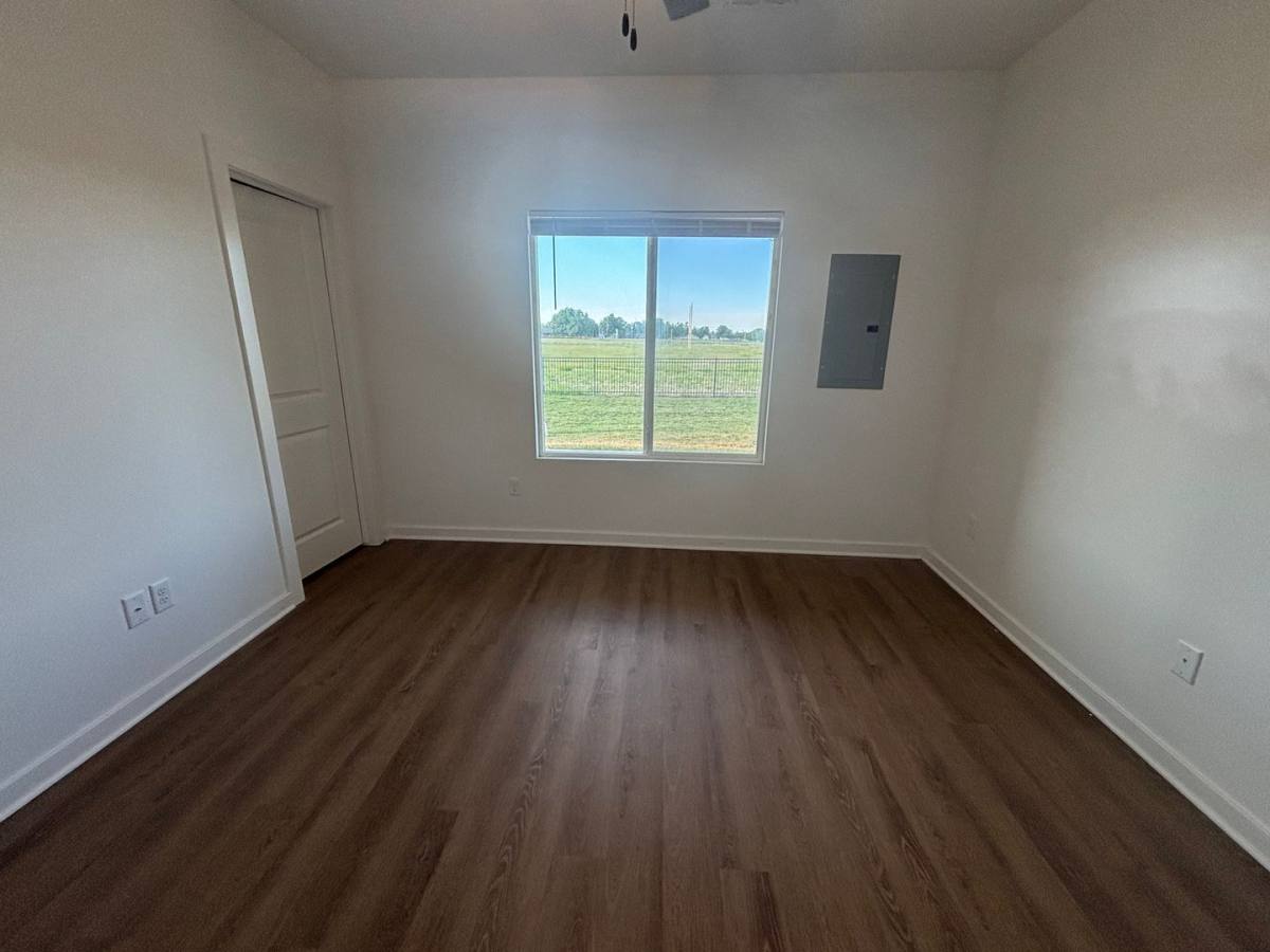 Apartment for rent at 11253 55 W, Wichita, KS 67215