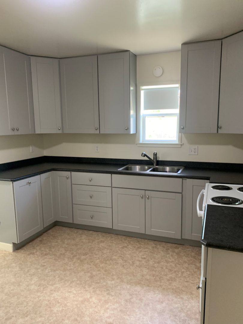 House for rent at 1144 Homedale Rd, Klamath Falls, OR 97603