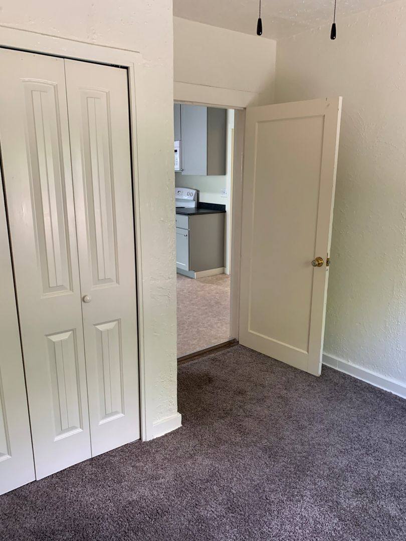 House for rent at 1144 Homedale Rd, Klamath Falls, OR 97603