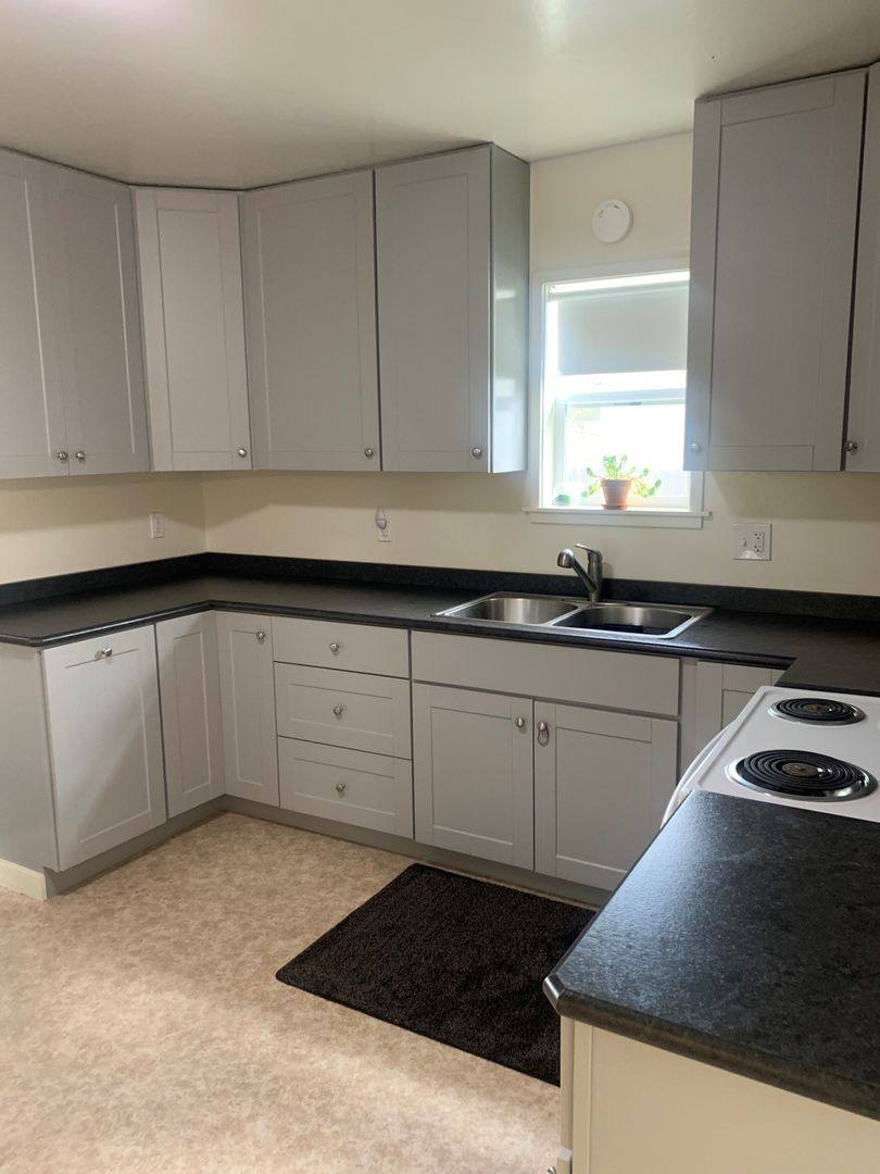 House for rent at 1144 Homedale Rd, Klamath Falls, OR 97603
