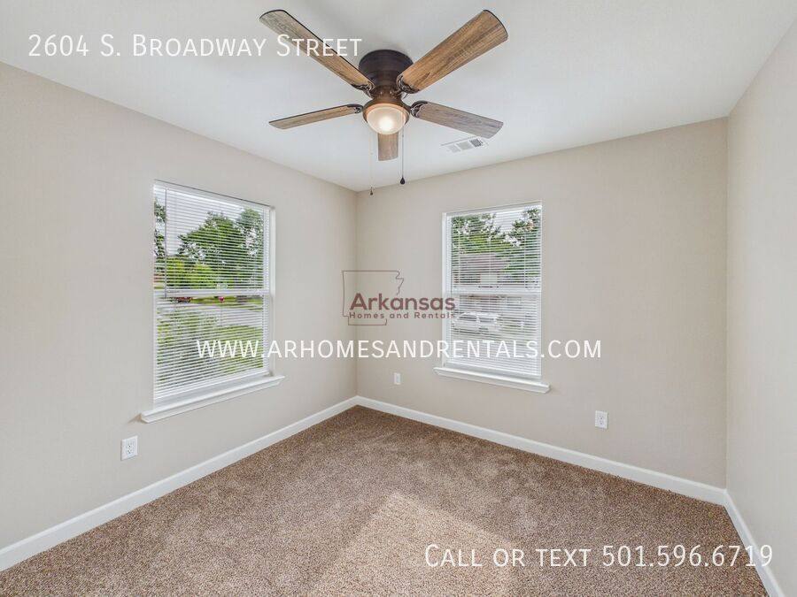House for rent at 2604 S Broadway St, Little Rock, AR 72206