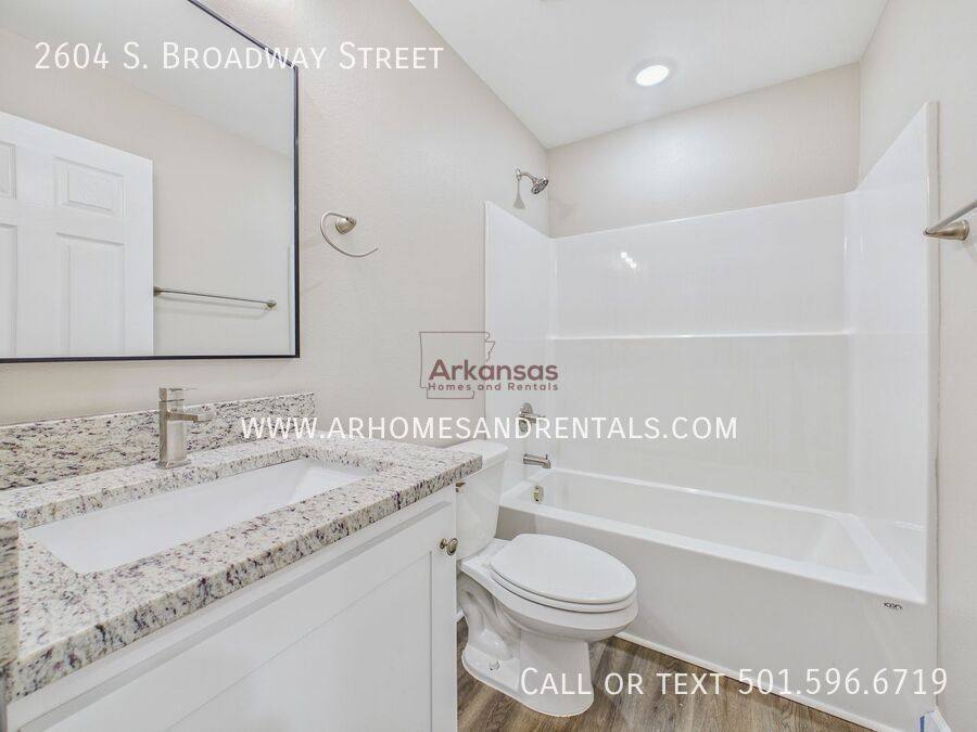 House for rent at 2604 S Broadway St, Little Rock, AR 72206