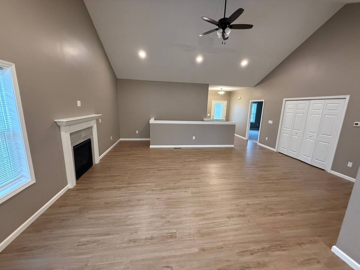 House for rent at 713 Stephanie Court, Washington, IL 61571