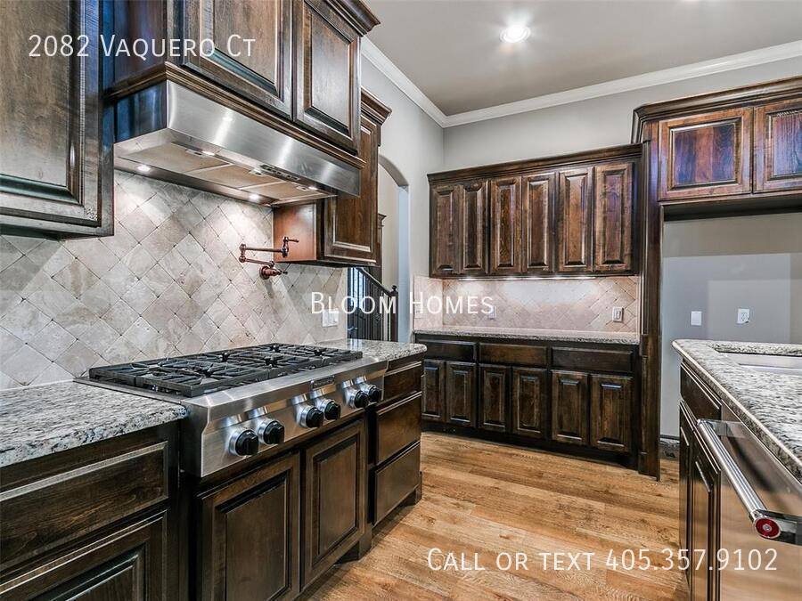 House for rent at 2082 Vaquero Court, Edmond, OK 73034