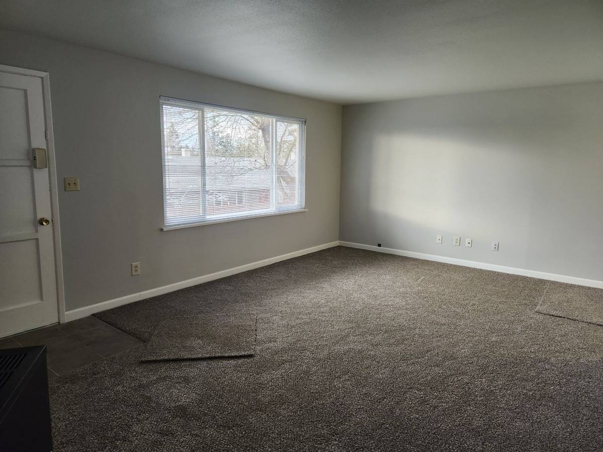 House for rent at 1610 E 31st St, Bremerton, WA 98310