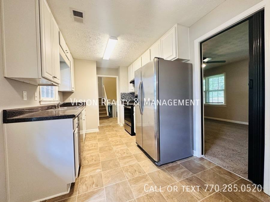 House for rent at 6150 Mallory Rd, Atlanta, GA 30349