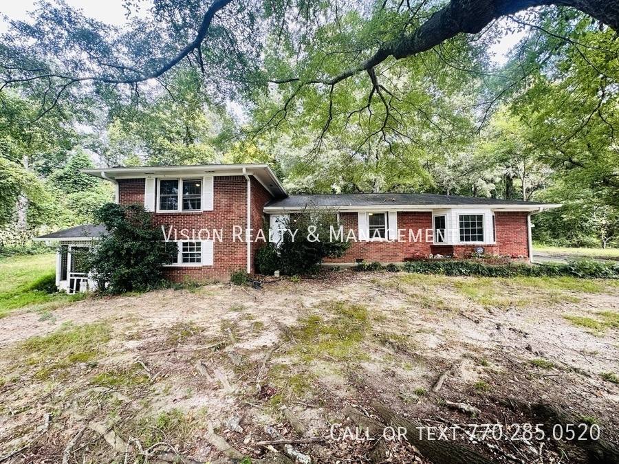 House for rent at 6150 Mallory Rd, Atlanta, GA 30349