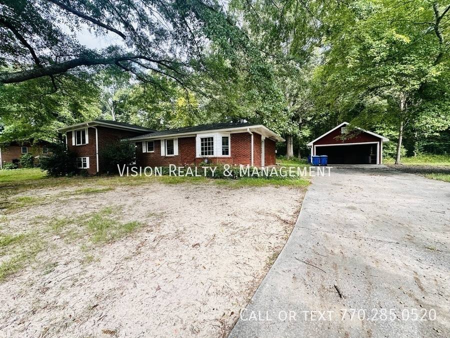 House for rent at 6150 Mallory Rd, Atlanta, GA 30349