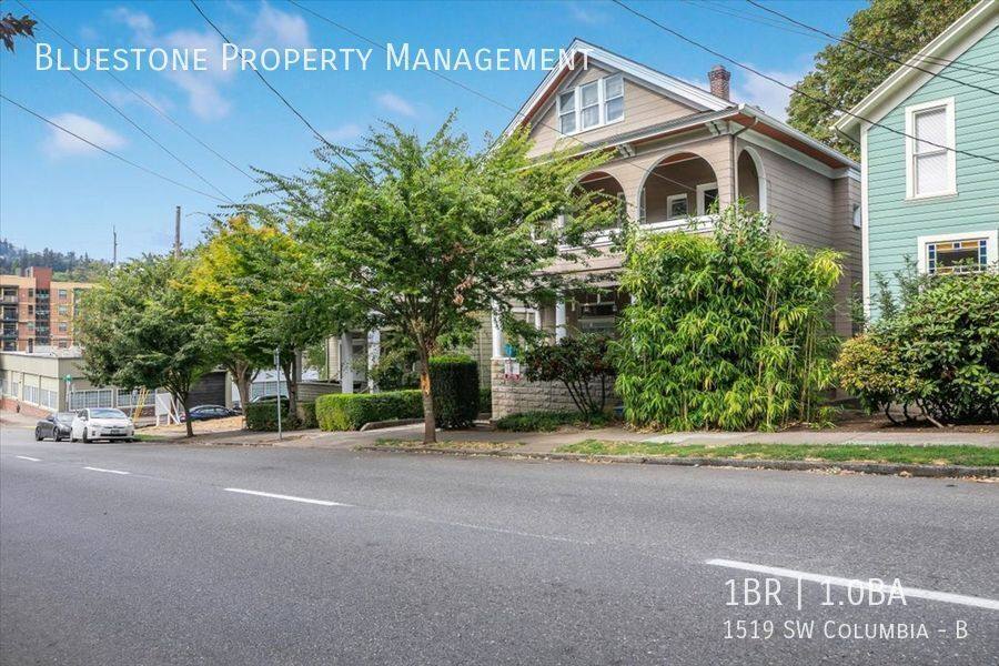 Apartment for rent at 1519 SW Columbia #B, Portland, OR 97201