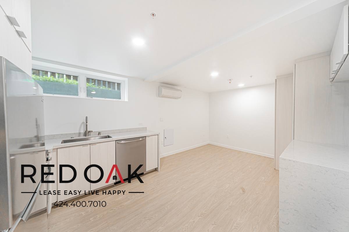 Condo for rent at 847 S Sherbourne Dr #13, Los Angeles, CA 90035
