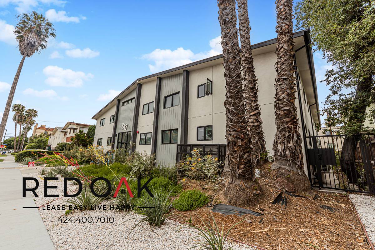 Condo for rent at 847 S Sherbourne Dr #13, Los Angeles, CA 90035