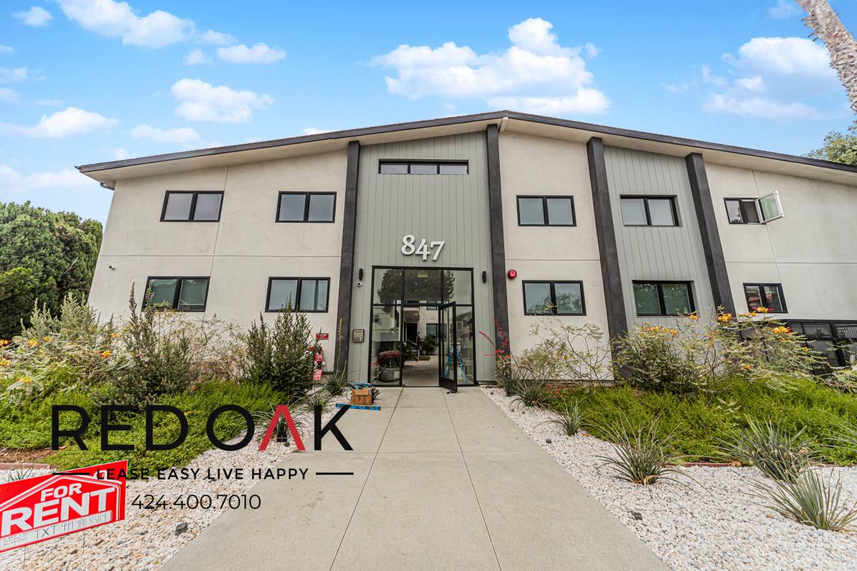 Condo for rent at 847 S Sherbourne Dr #13, Los Angeles, CA 90035
