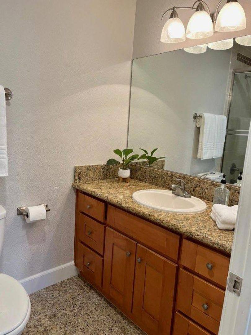 Condo for rent at 8680 Via Mallorca F, La Jolla, CA 92037